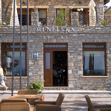 Aparthotel Minelska 3*